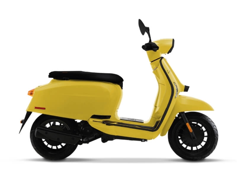 Lambretta V50 CBS