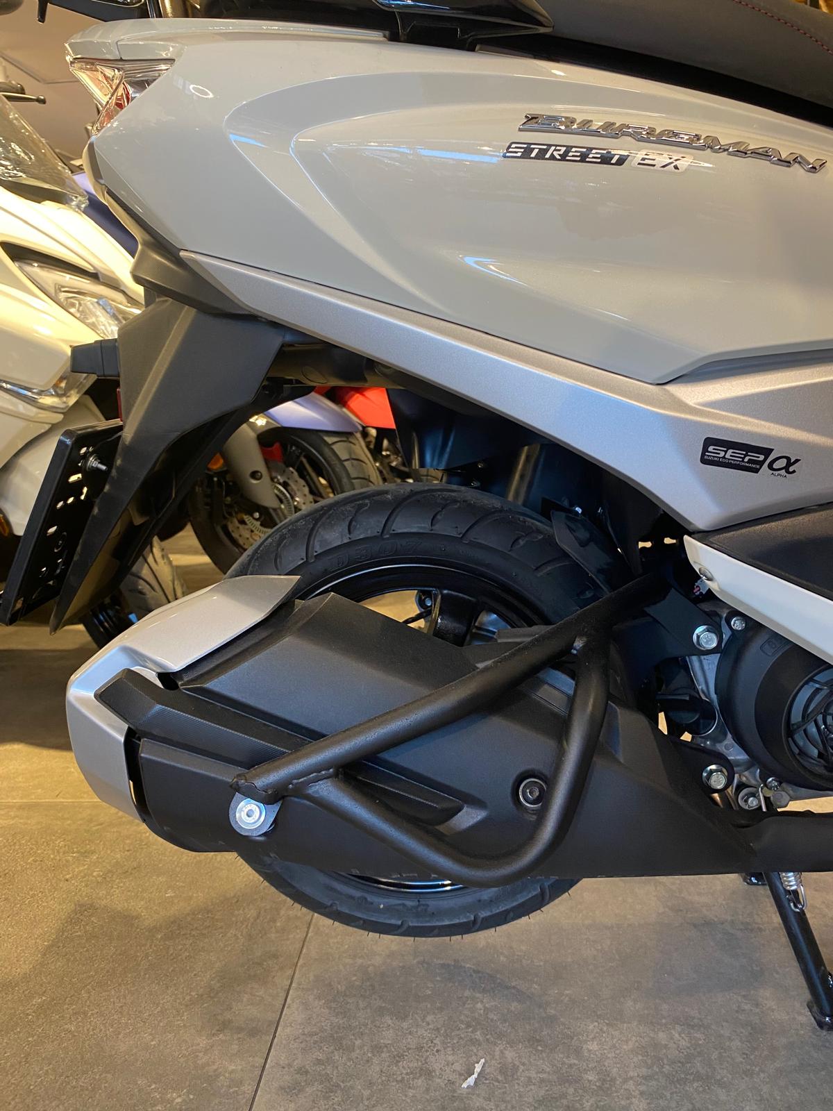 SUZUKI BURGMAN 125 EGZOS KORUMA DEMİRİ