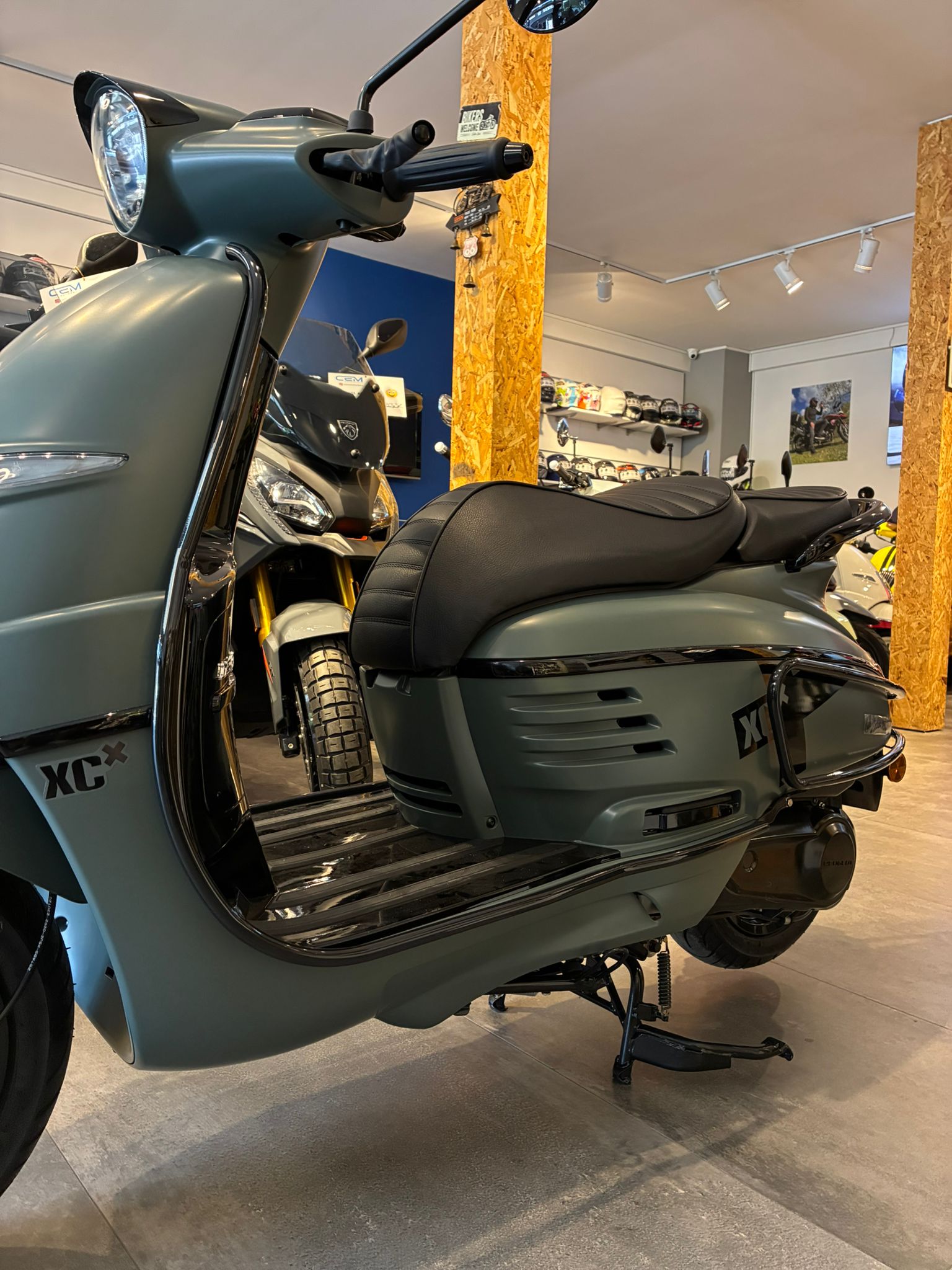 Cem Motorbike
