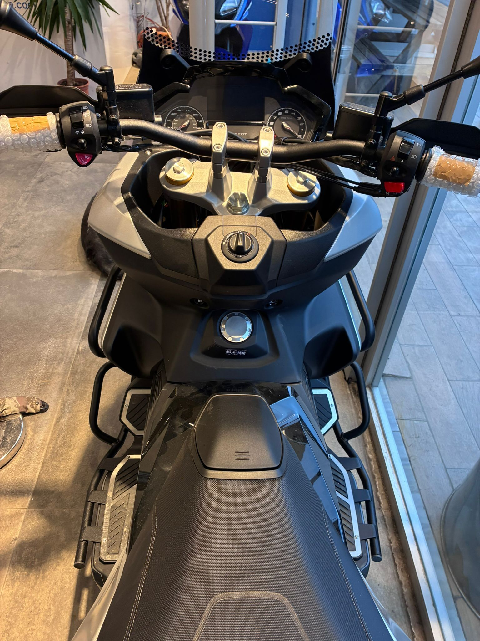 Cem Motorbike
