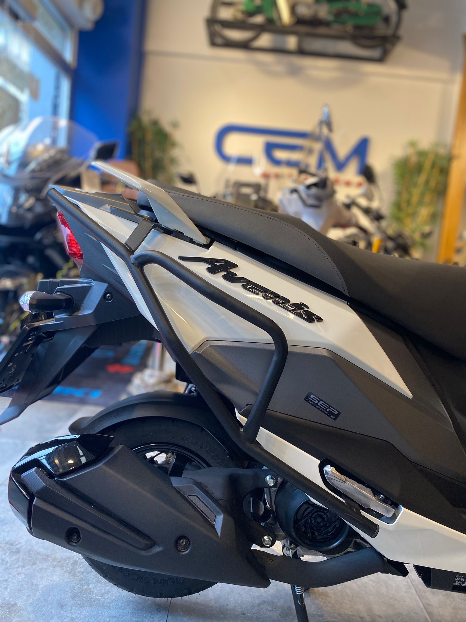 SUZUKİ AVENİS UYUMLU KORUMA DEMİRİ